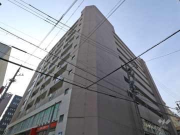 覚王ハイツの外観(北東側から)