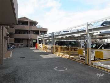 敷地内駐車場（機械式）