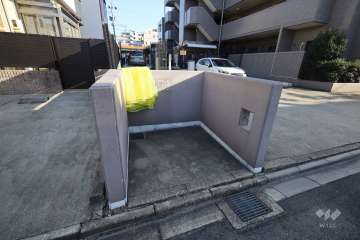 ゴミ置き場