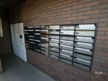 宅配ボックスと共用ポスト