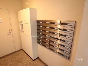 宅配ボックスと共用ポスト