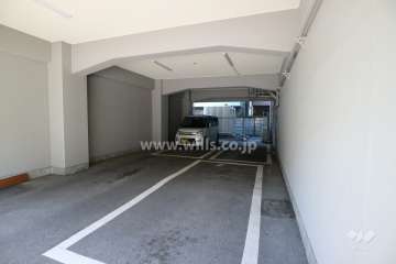敷地内駐車場（屋内平面式）