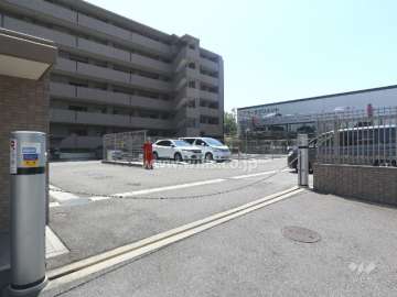 敷地内駐車場(屋外平面・機械式)