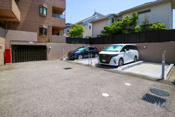 敷地内駐車場（屋外平面式）