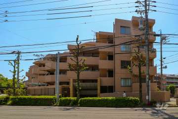 藤和ライブタウン鹿子殿の外観（北側から）