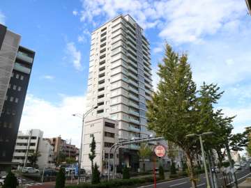 プラウドタワー覚王山の外観（北東側から）