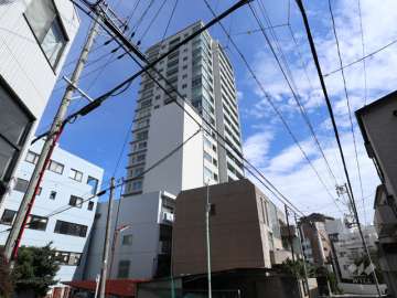 プラウドタワー覚王山の外観（南西側から）