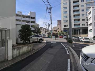 敷地南側の道路