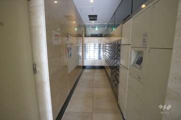 共用ポストと宅配ボックス