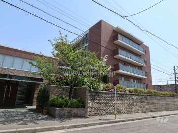 マーキスコート鹿子殿エアレジデンスのの外観(北西側から)