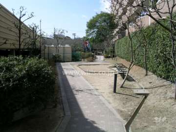 3番館の南側にある小さいな公園