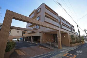野村本山ヒルズの外観（北側から）