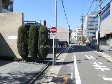 敷地北側前面道路