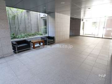 エントランスホール