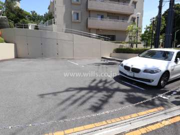 敷地内駐車場(屋外平面式)