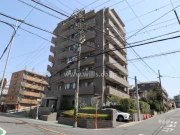 ステイツ本山の外観(南西側から)