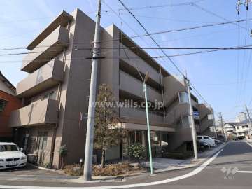 ヒルズ本山穂波町の外観（東側から）