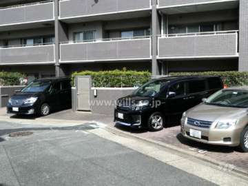 敷地内駐車場(屋外平面式)