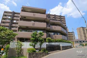 シティコーポ光が丘弐号館の外観（南西側から）