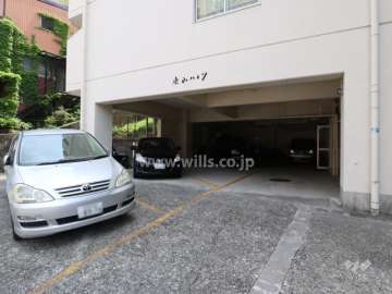 敷地内駐車場（屋外平面式）