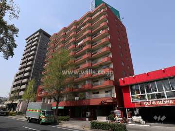 ソミュール桜ヶ丘A棟の外観(南東側から)-(2)