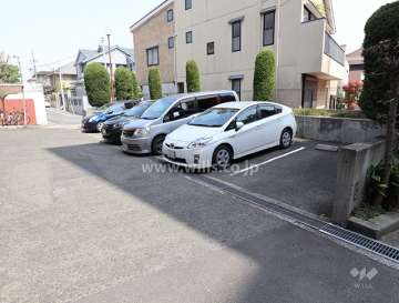 敷地内駐車場(屋外平面式)