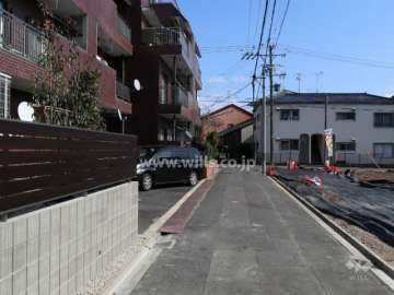 敷地南側前面道路