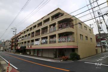 坂下マンションの外観（南東側から）