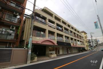 坂下マンションの外観（南西側から）