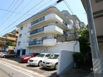 本山センチュリーマンション（春里町）の外観(南側から)