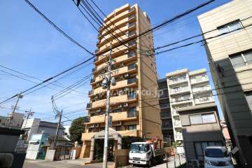 キングスコート今池の外観（南東側から）