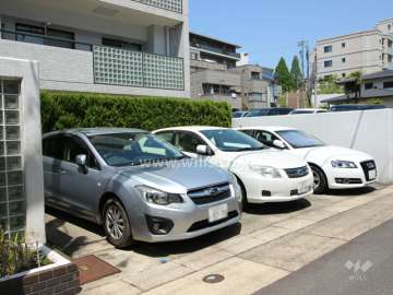 敷地内駐車場（屋外平面式）