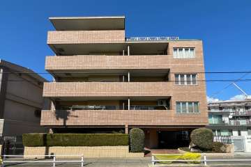 ジェネラス鹿子町の外観(南側から)