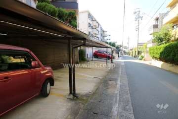 敷地内駐車場（屋外平面式）