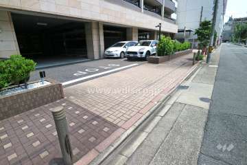 駐車場出入口