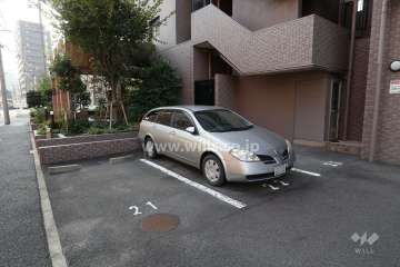 敷地内駐車場（屋外平面式）