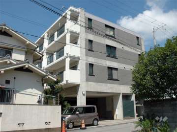 ビオレータ宝塚の外観（南東側から）
