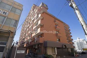 トーカングランドマンション栄の外観（南東側から）