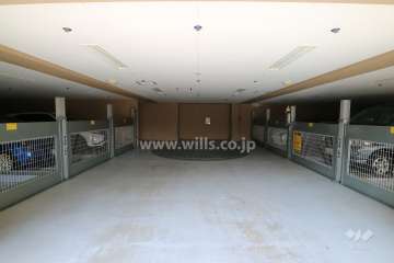 敷地内駐車場（屋内機械式）