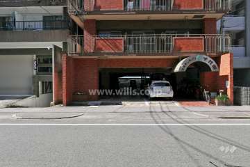 駐車場出入り口