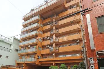 三旺マンション第3新栄の外観（南側から）
