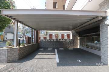 敷地内駐車場（屋内平面式）
