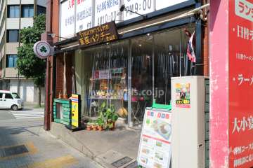1階は店舗です。