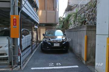 敷地内駐車場（屋外平面式）