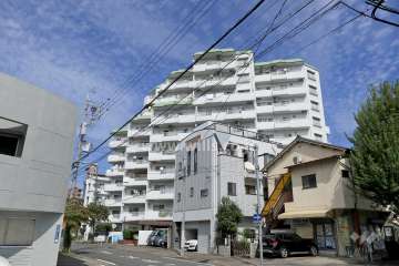 エスポア金山Ⅱの外観（南西側から）