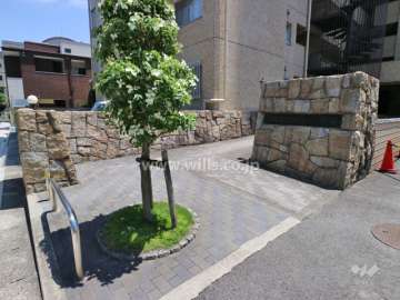 エントランスアプローチ
