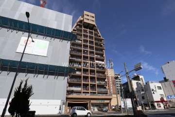 三旺マンション第2鶴舞の外観（南西側から）