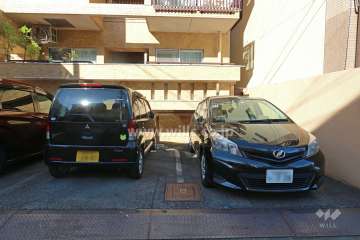 敷地内駐車場（屋外平面式）