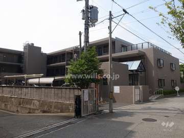 東急ドエル・アルス豊中曽根東町の外観（北東側から）