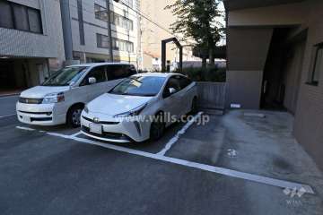 敷地内駐車場（屋外平面式）